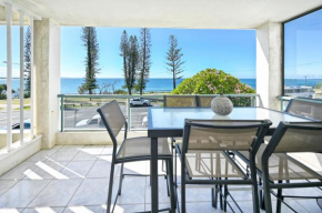 Beachfront Choices Choices Choices, Alexandra Headland